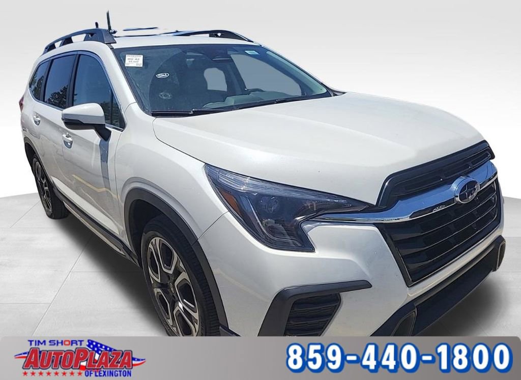 Used 2023 Subaru Ascent Limited AWD/4WD image 5