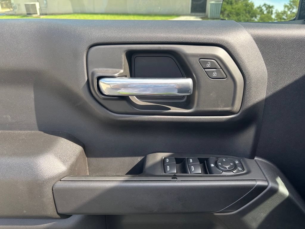 Used 2026 GMC Sierra 1500 Pro w/ Graphite Edition AWD/4WD image 10