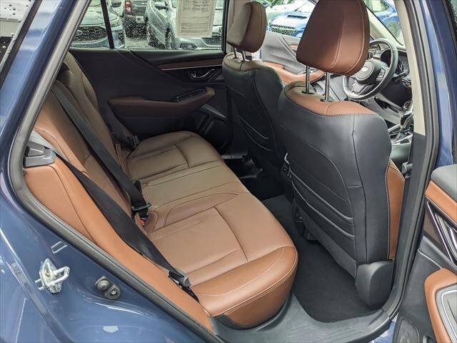 Used 2024 Subaru Outback Touring AWD/4WD image 17