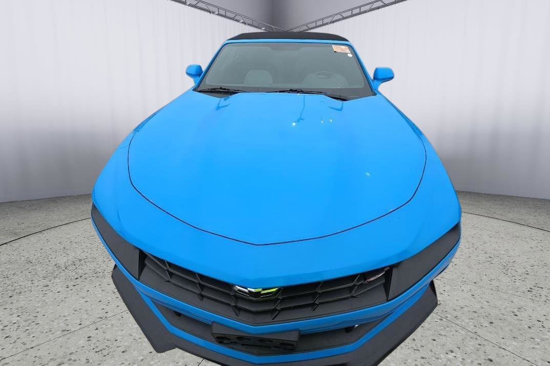 Used 2023 Chevrolet Camaro LT RWD image 17