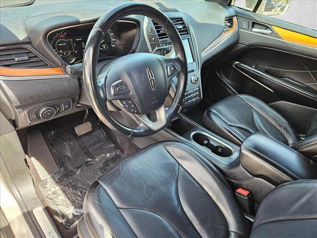 Used 2017 Lincoln MKC Select w/ Select Plus Package FWD image 20