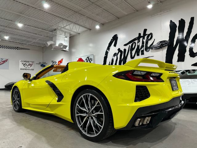 Used 2023 Chevrolet Corvette Stingray Premium Conv w/ Z51 Performance Package RWD image 4