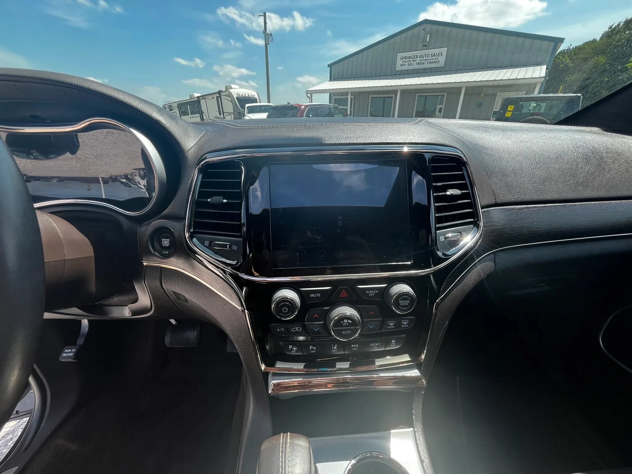 Used 2019 Jeep Grand Cherokee Summit w/ Platinum Series Group AWD/4WD image 21