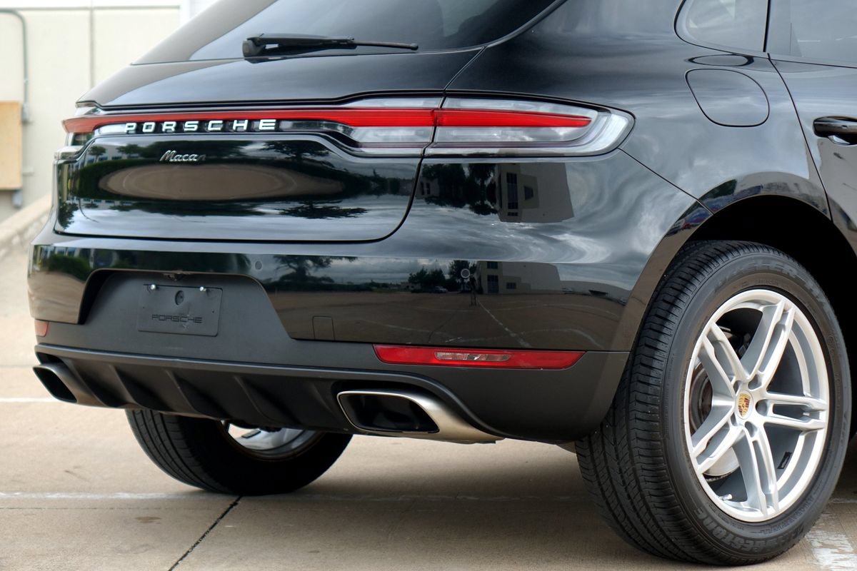 Used 2019 Porsche Macan AWD/4WD image 34