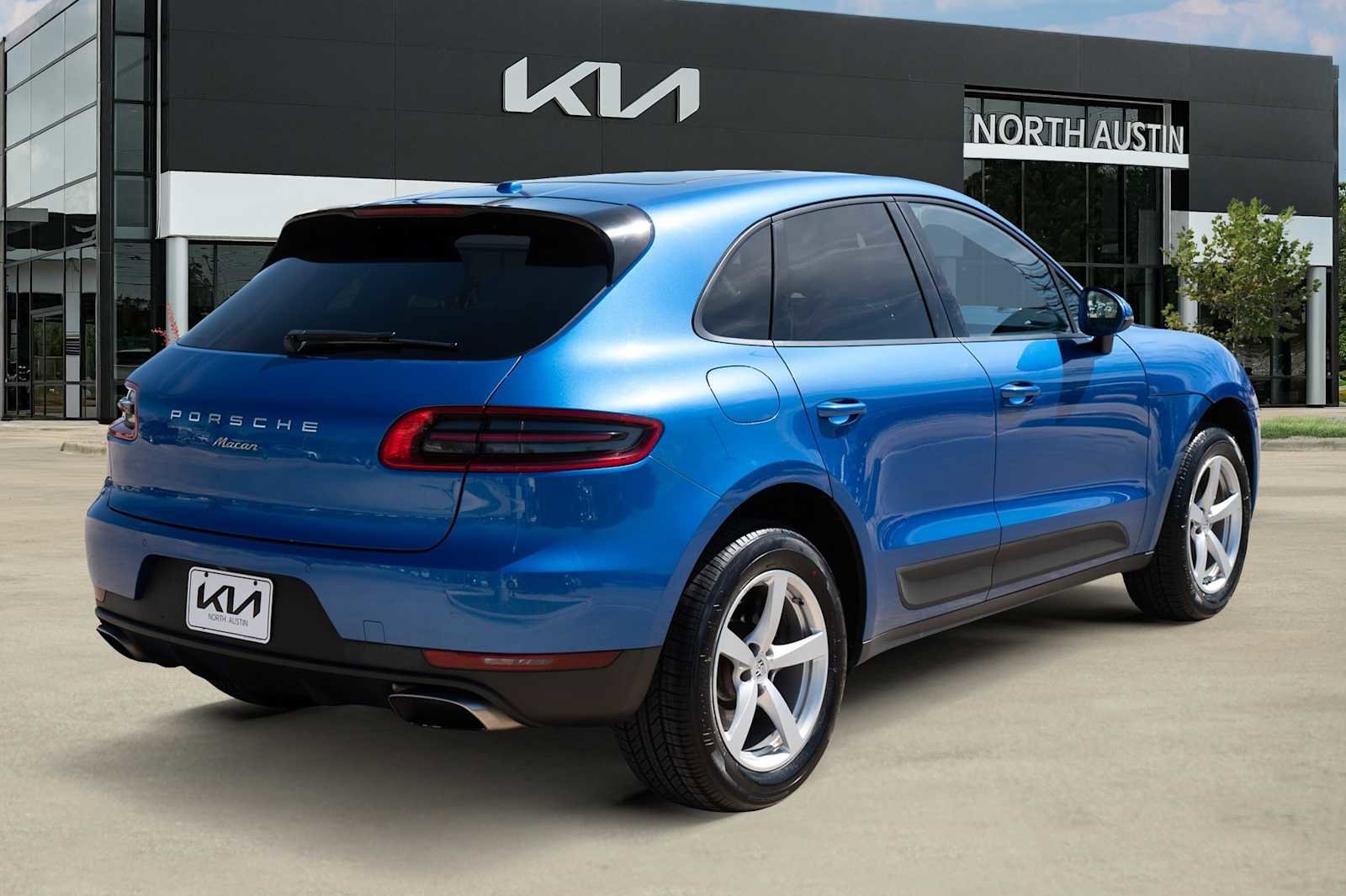 Used 2017 Porsche Macan image 6