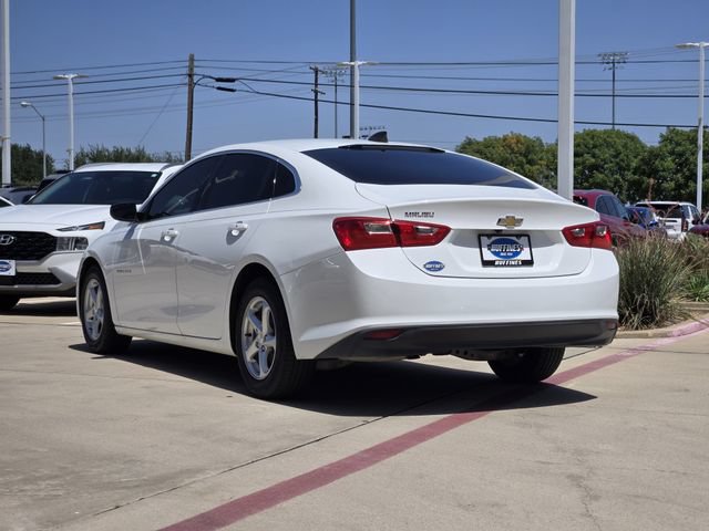 Used 2017 Chevrolet Malibu LS w/ LPO, Convenience Package 1 FWD image 3