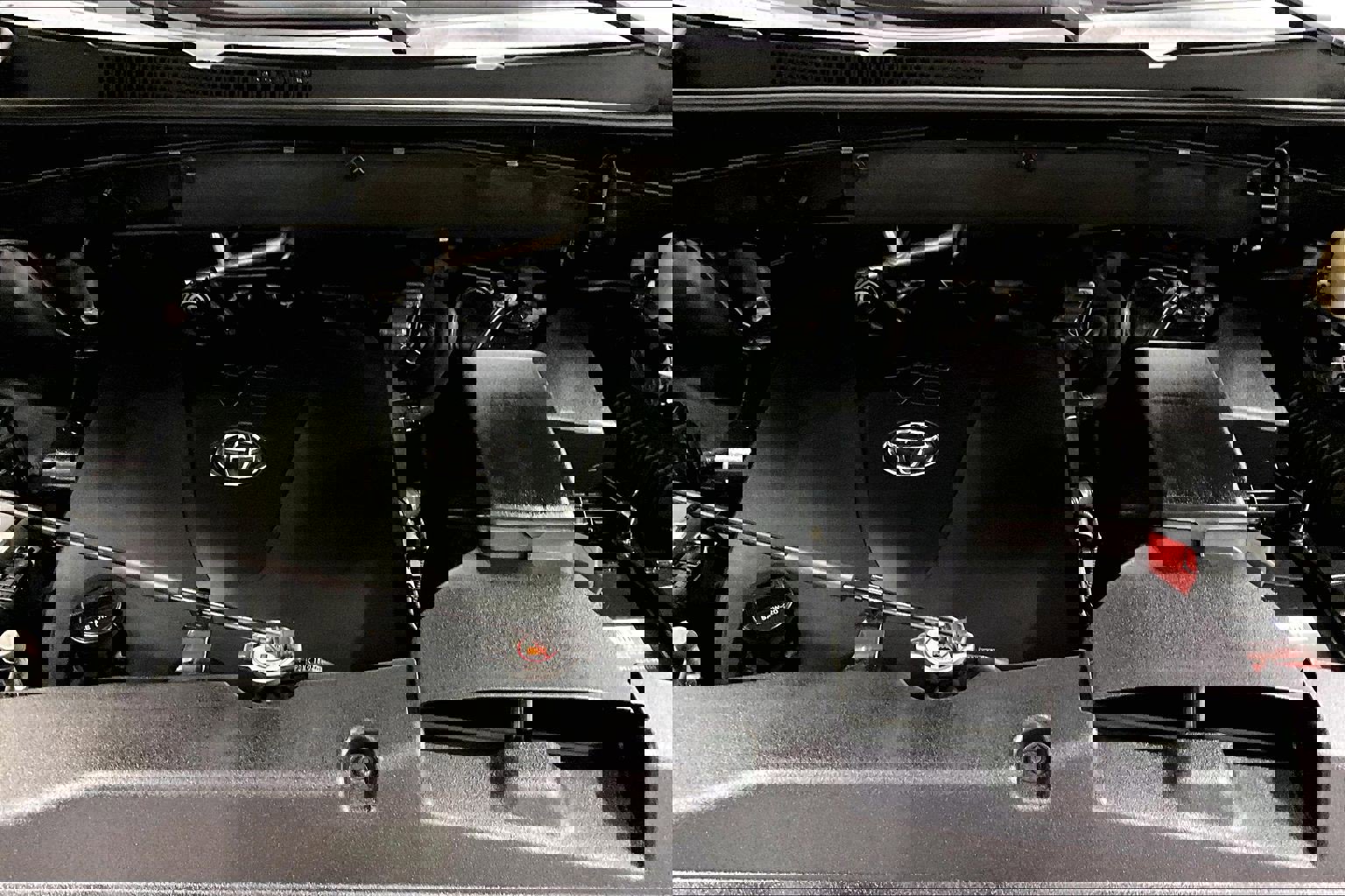 Used 2019 Toyota Highlander SE image 10