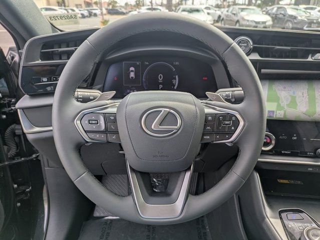 Used 2025 Lexus RZ 450e image 18