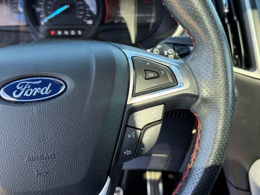 Used 2020 Ford Edge ST-Line FWD image 16