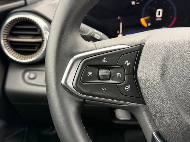 Used 2025 Chevrolet Trax ACTIV image 34