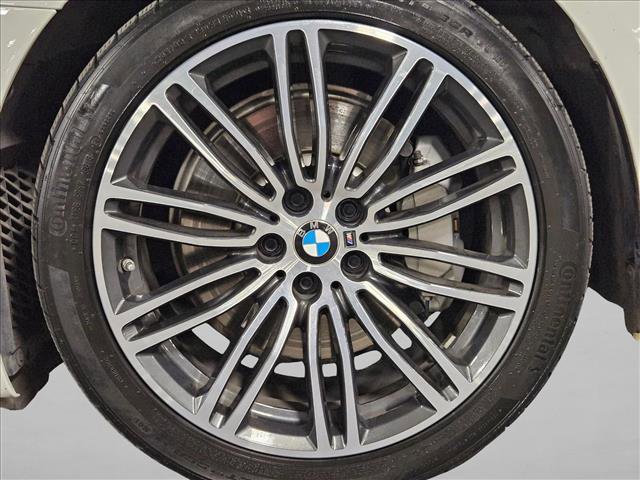 Used 2019 BMW 540i xDrive w/ M Sport Package image 24