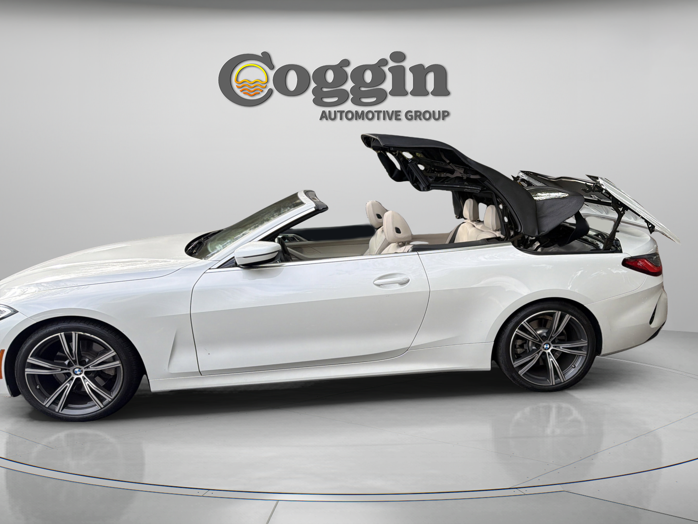 Used 2022 BMW 430i Convertible w/ Premium Package 2 RWD image 4