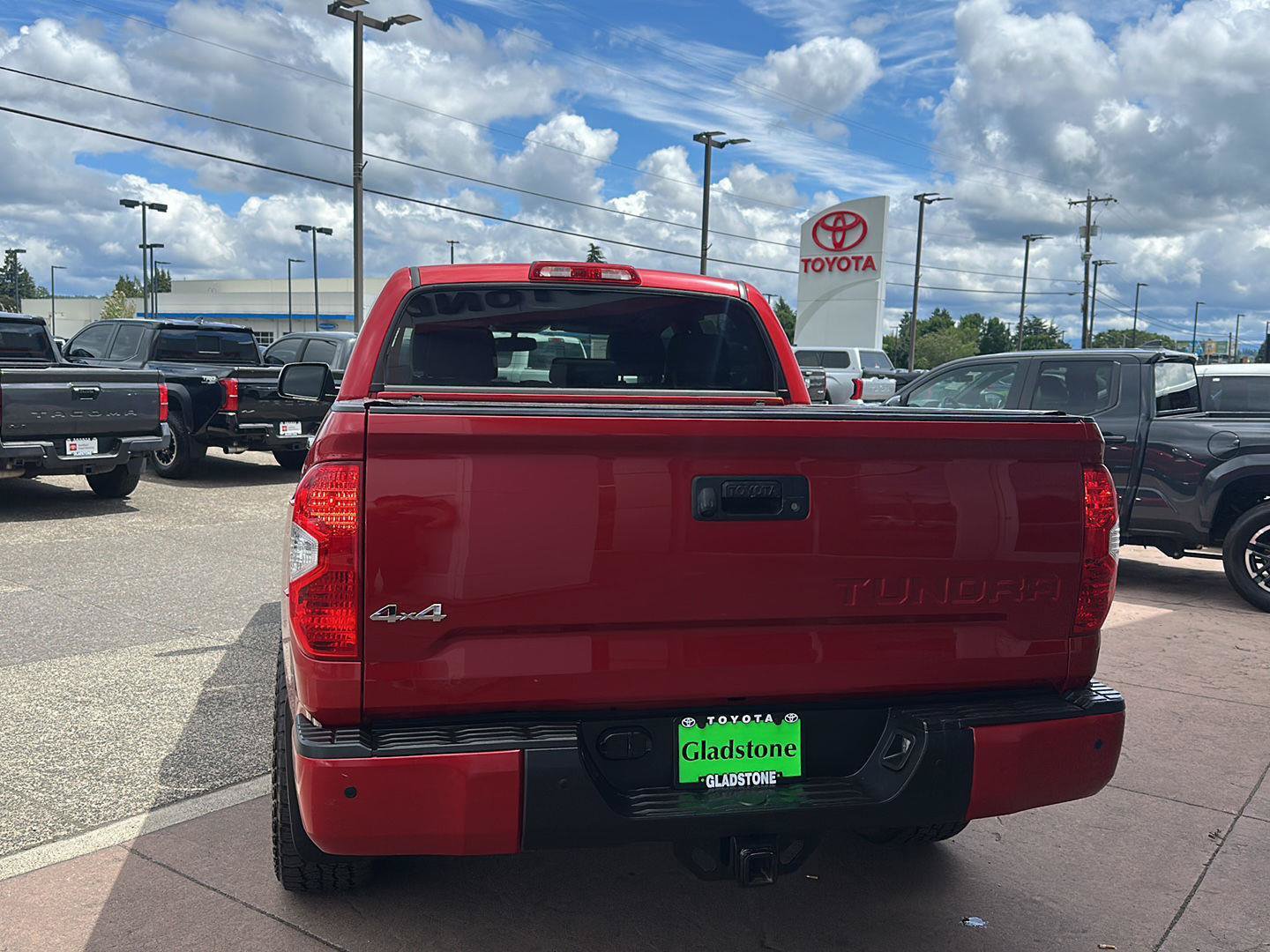 Used 2015 Toyota Tundra Platinum AWD/4WD image 4