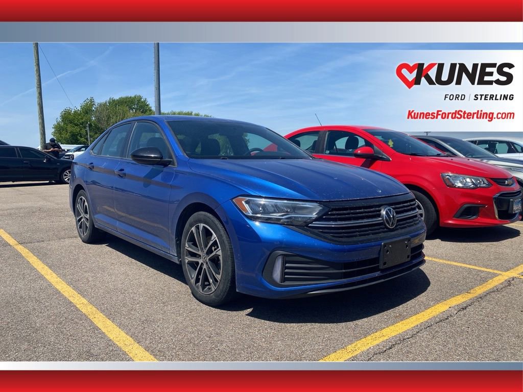 Used 2022 Volkswagen Jetta Sport FWD image 1