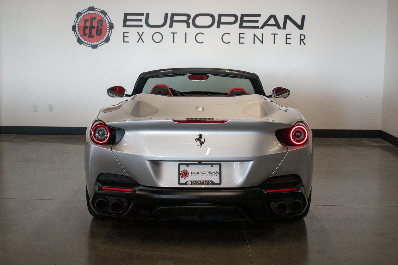 Used 2019 Ferrari Portofino RWD image 28