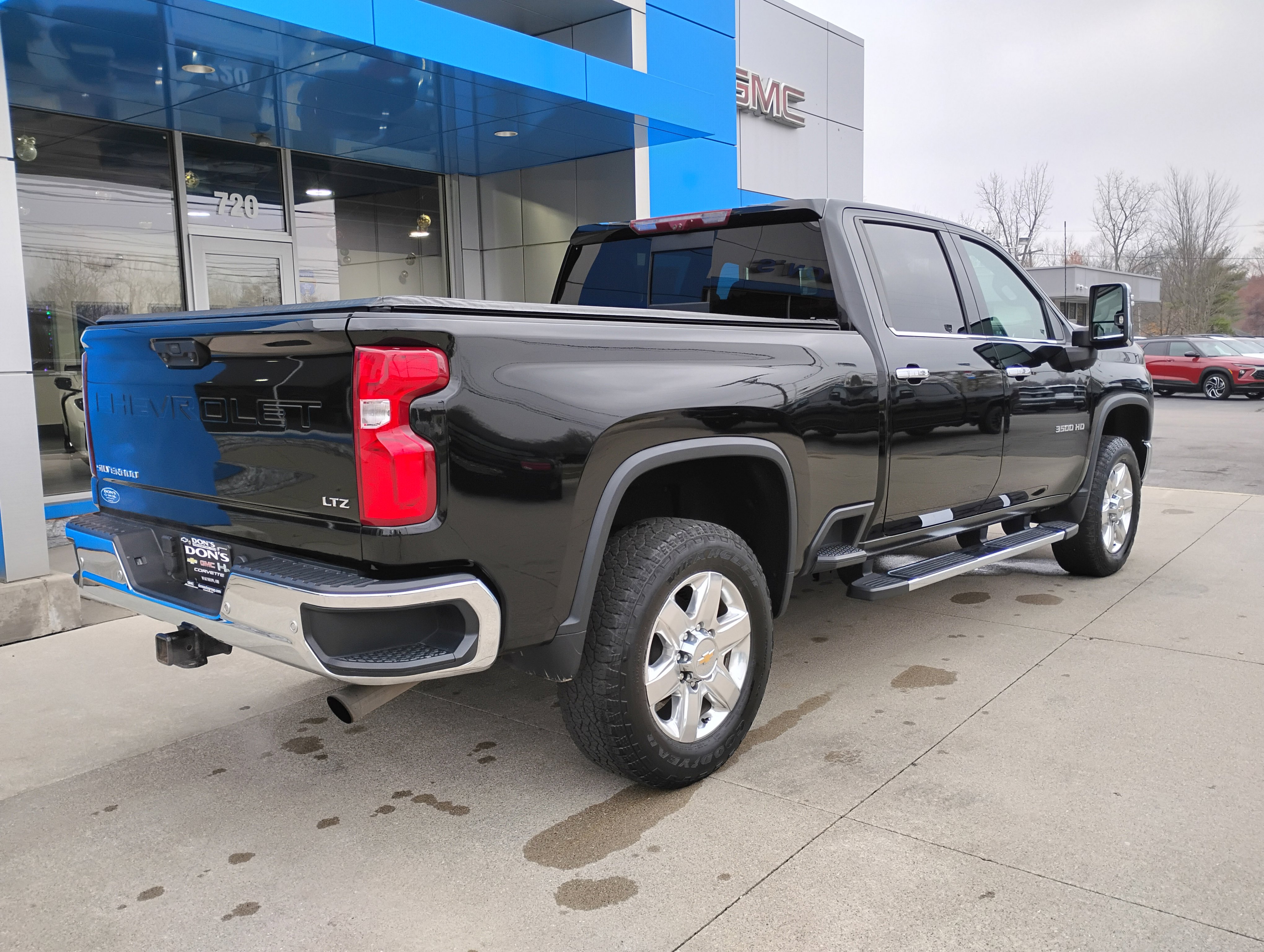 Used 2021 Chevrolet Silverado 3500 LTZ w/ LTZ Plus Package image 36