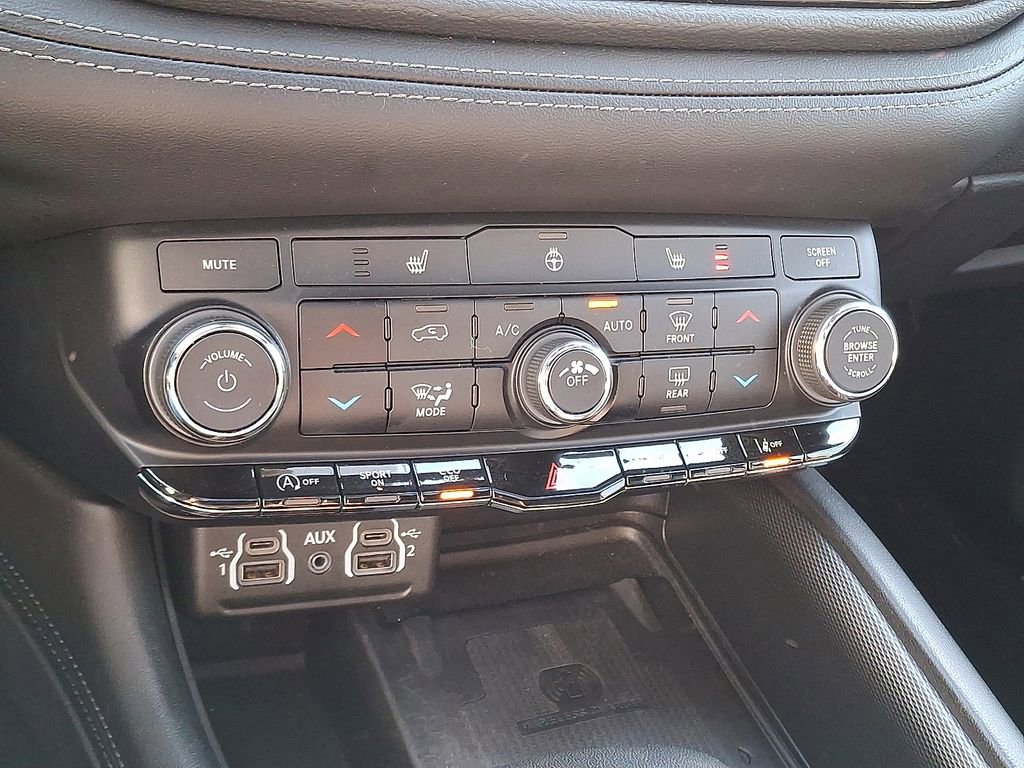 Used 2022 Dodge Durango GT image 19