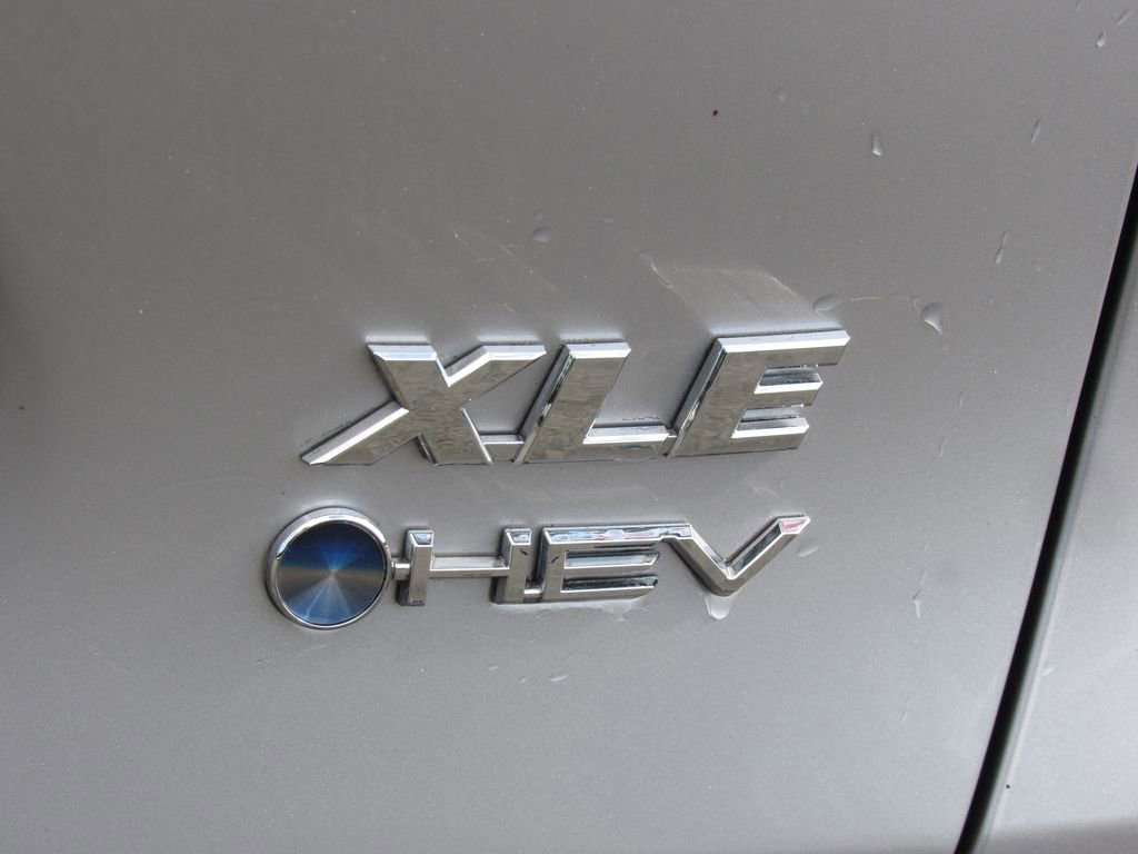 Certified 2025 Toyota RAV4 XLE Premium AWD/4WD image 8