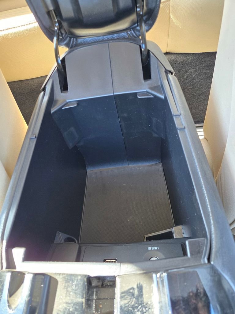 Used 2013 Ford Fusion SE image 12