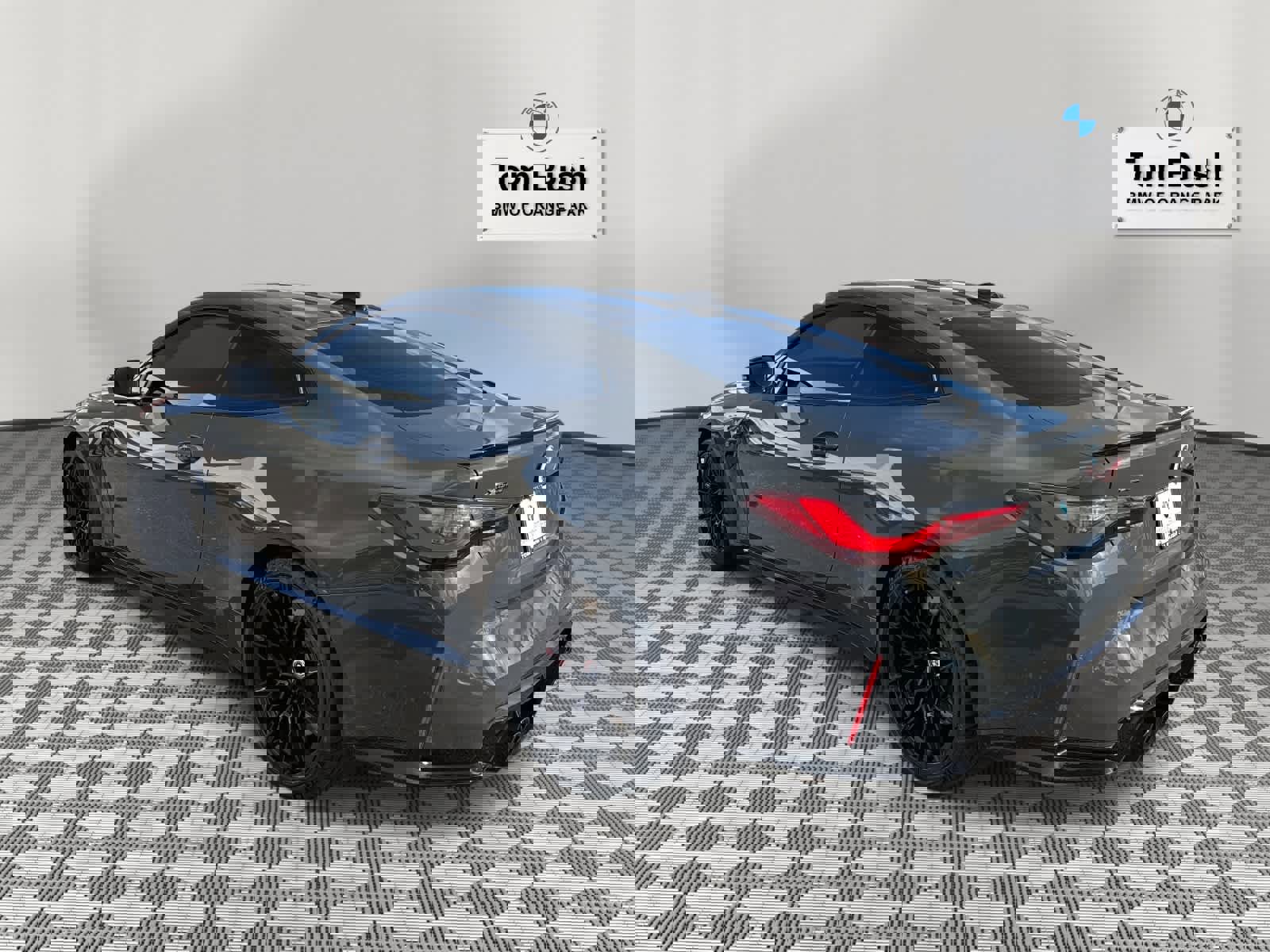 Certified 2023 BMW M4 xDrive Competition w/ Executive Package image 7