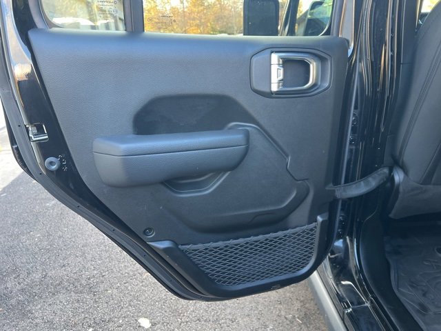 Used 2023 Jeep Wrangler Unlimited Sport image 21