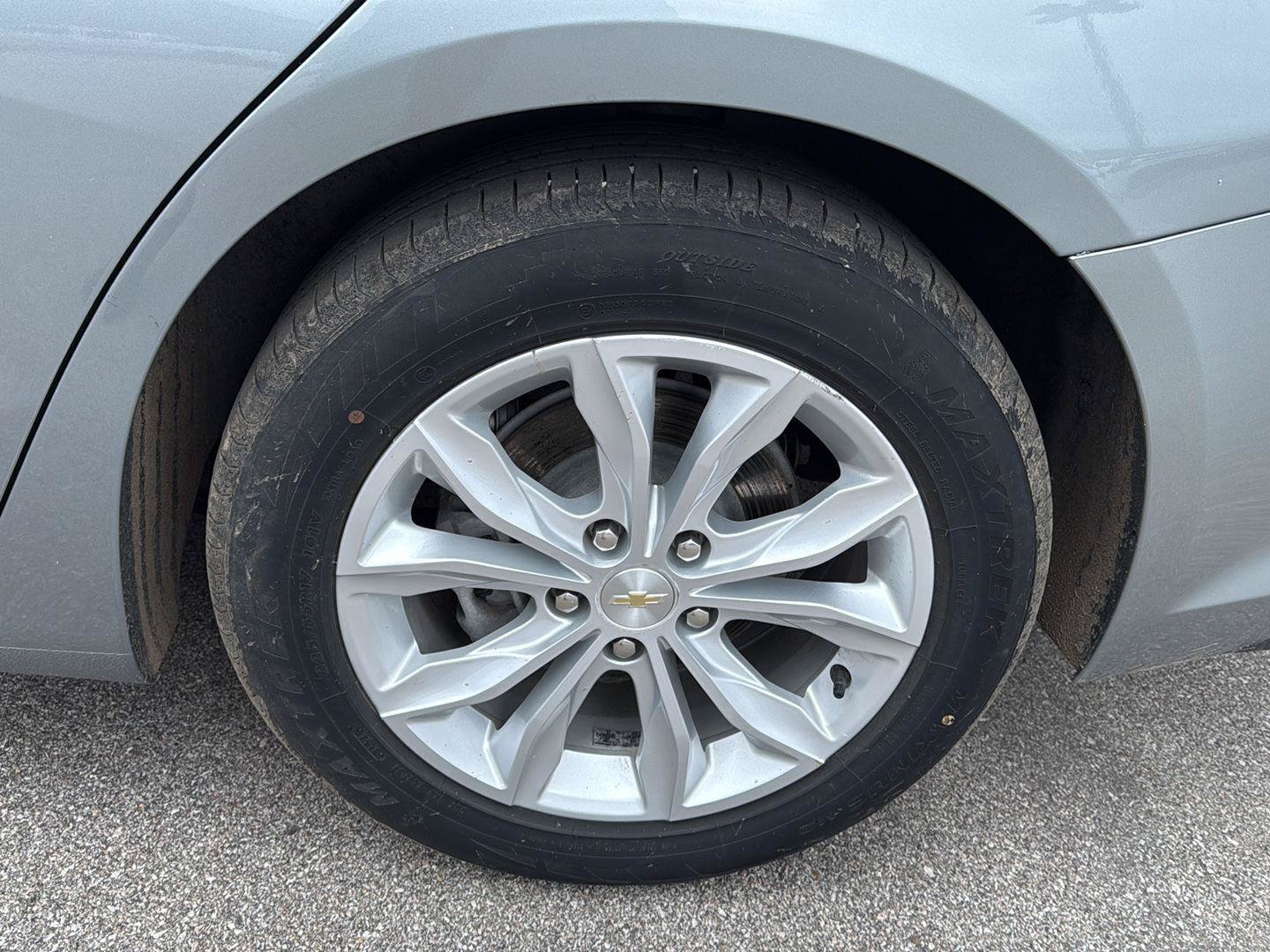 Used 2024 Chevrolet Malibu LT FWD image 16