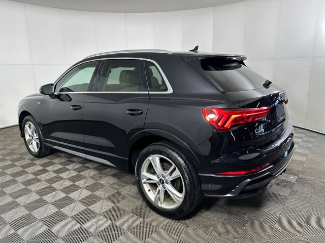Used 2022 Audi Q3 2.0T Premium Plus w/ Premium Plus Package image 5