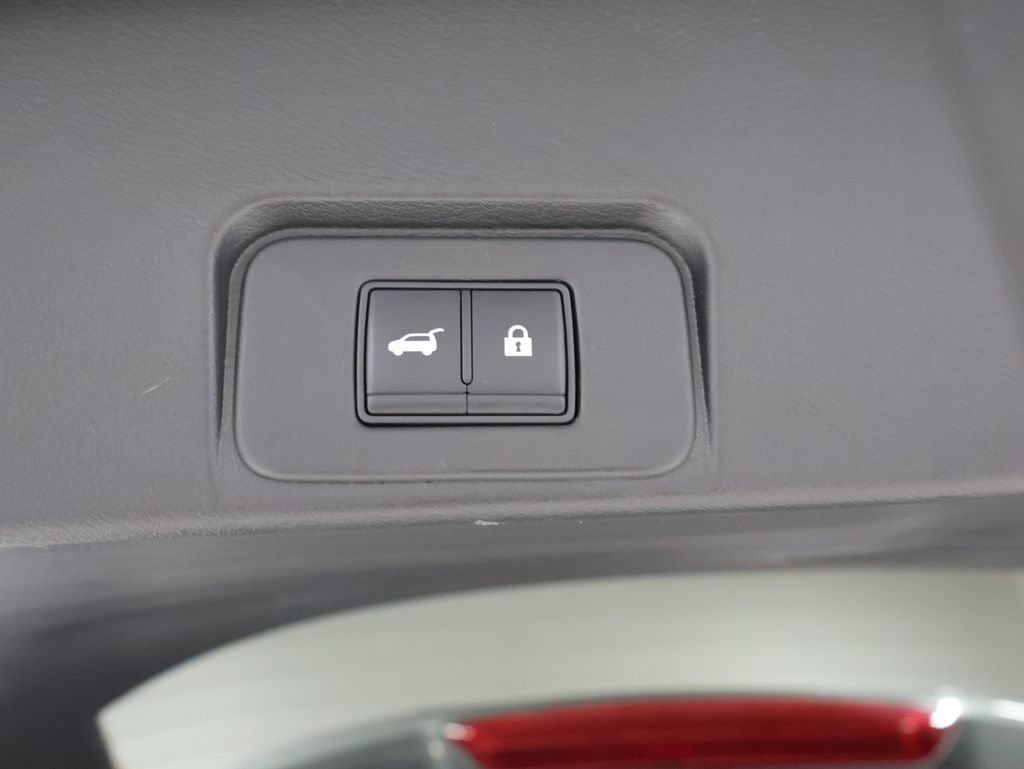 Used 2021 Nissan Rogue SV w/ Premium Package AWD/4WD image 21