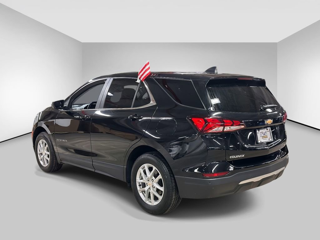 Used 2023 Chevrolet Equinox LT image 3