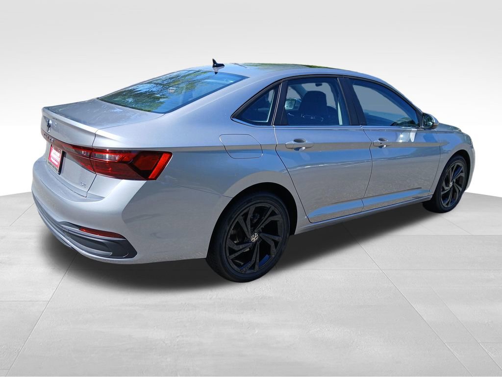 New 2026 Volkswagen Jetta SE FWD image 5