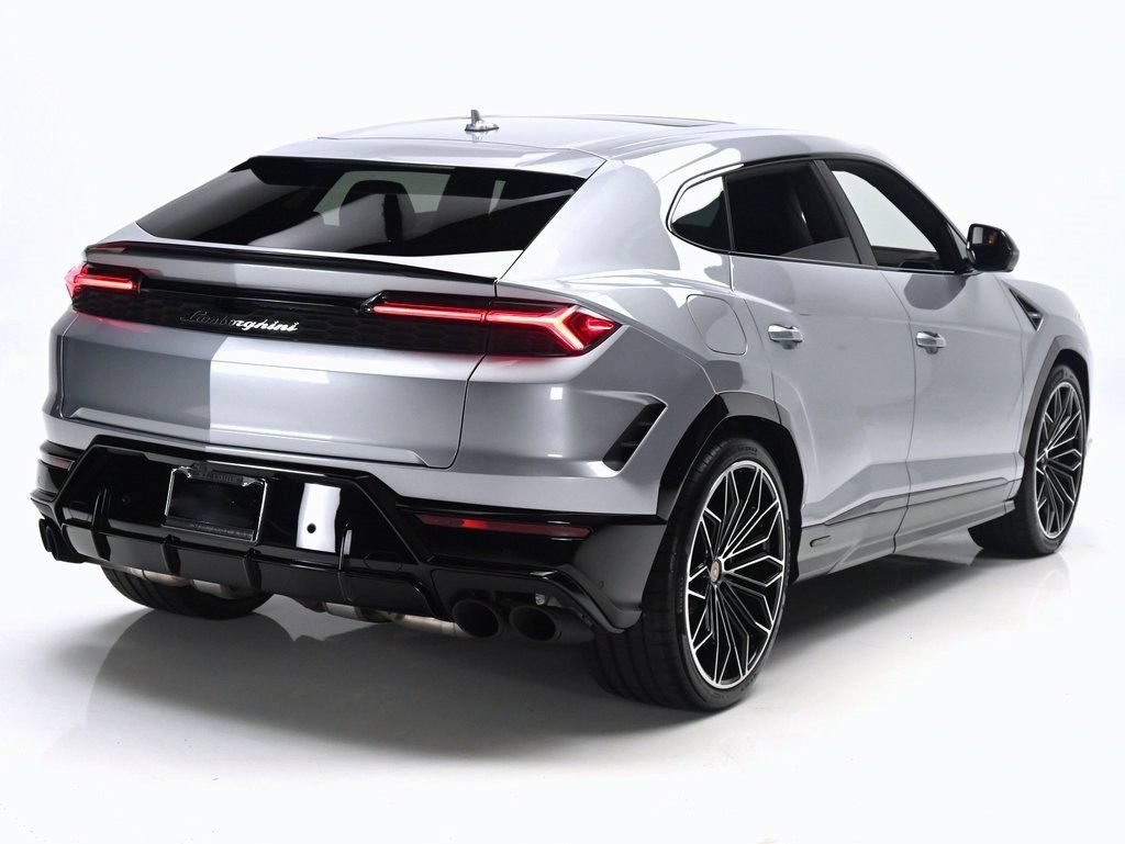 Used 2025 Lamborghini Urus SE AWD/4WD image 4