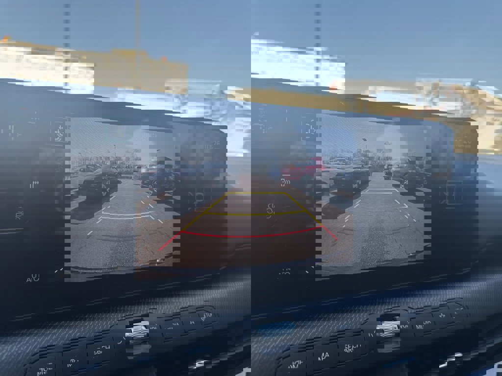 Used 2025 Kia K4 GT-Line w/ GT-Line Sunroof Package image 18