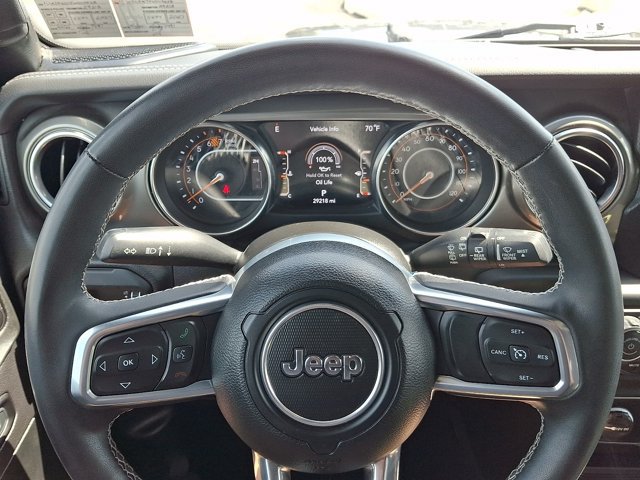 Used 2023 Jeep Wrangler Unlimited Sahara w/ Cold Weather Group AWD/4WD image 19