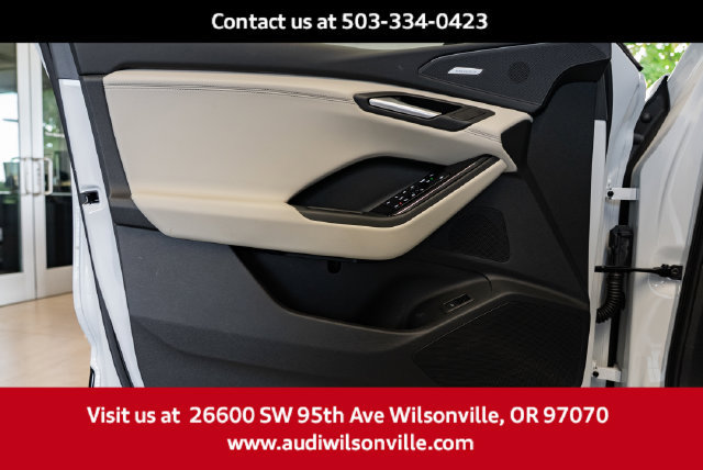 Used 2025 Audi Q6 e-tron Premium Plus w/ Premium Plus AWD/4WD image 19