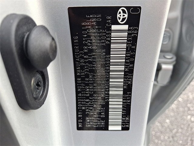 Used 2024 Toyota Corolla LE image 27