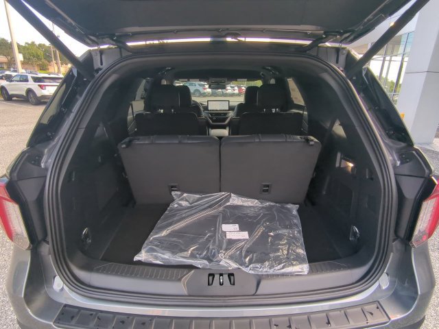 New 2027 Ford Explorer Active w/ Active Comfort Package RWD image 14