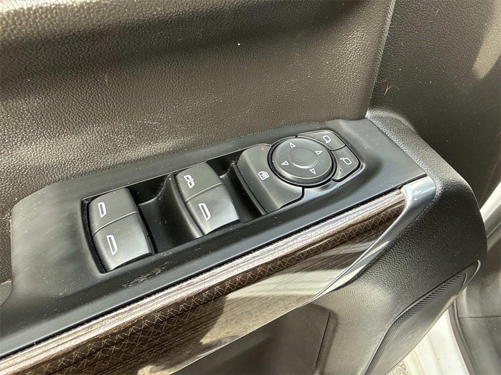 Used 2021 Chevrolet Silverado 1500 RST image 11