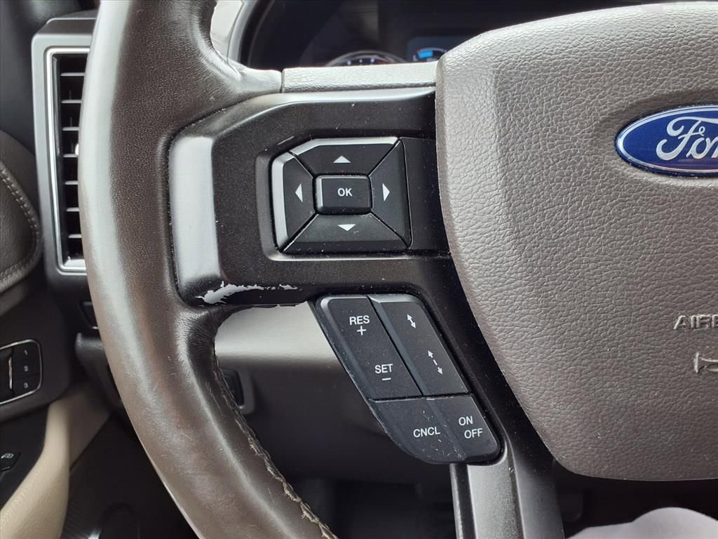 Used 2019 Ford Expedition Limited w/ Driver Assistance Package image 18