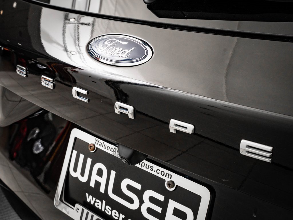 Used 2024 Ford Escape SE w/ Class II Trailer Tow Package image 9