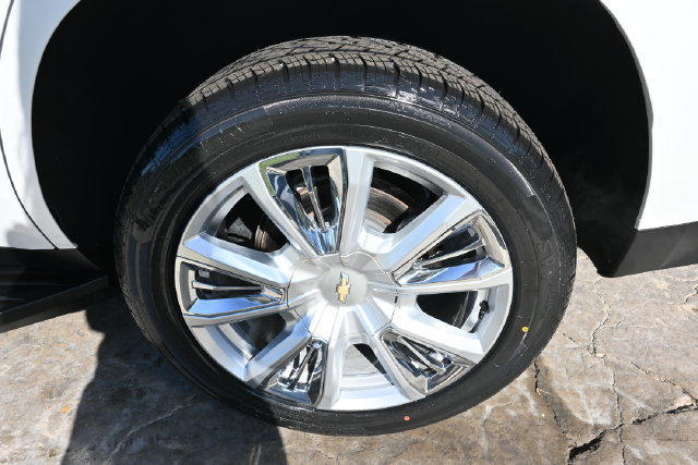 Used 2022 Chevrolet Tahoe High Country AWD/4WD image 13