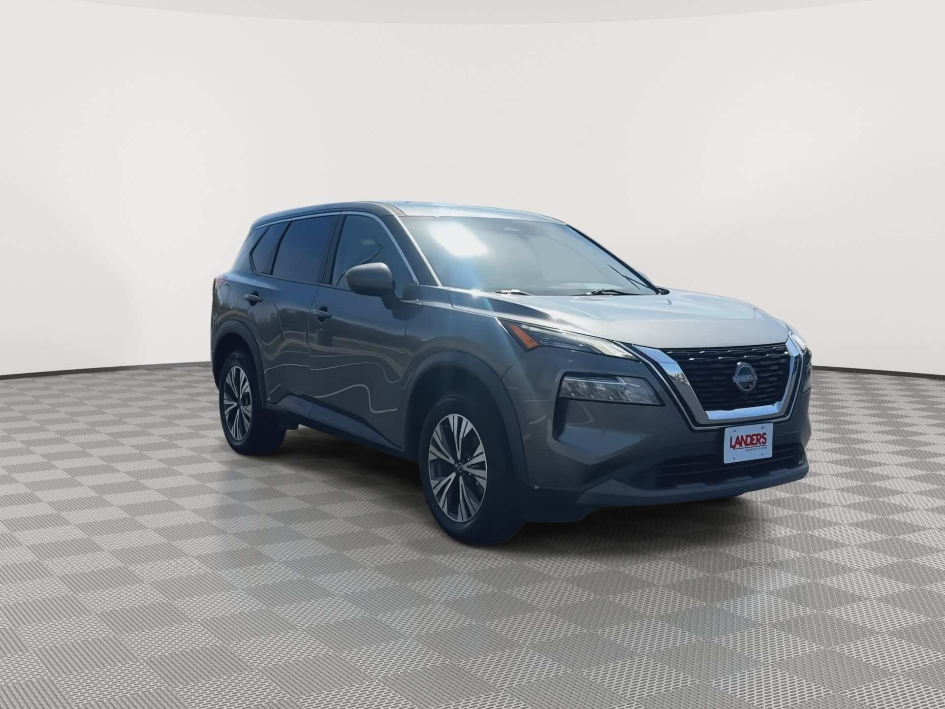 Used 2023 Nissan Rogue SV AWD/4WD image 2