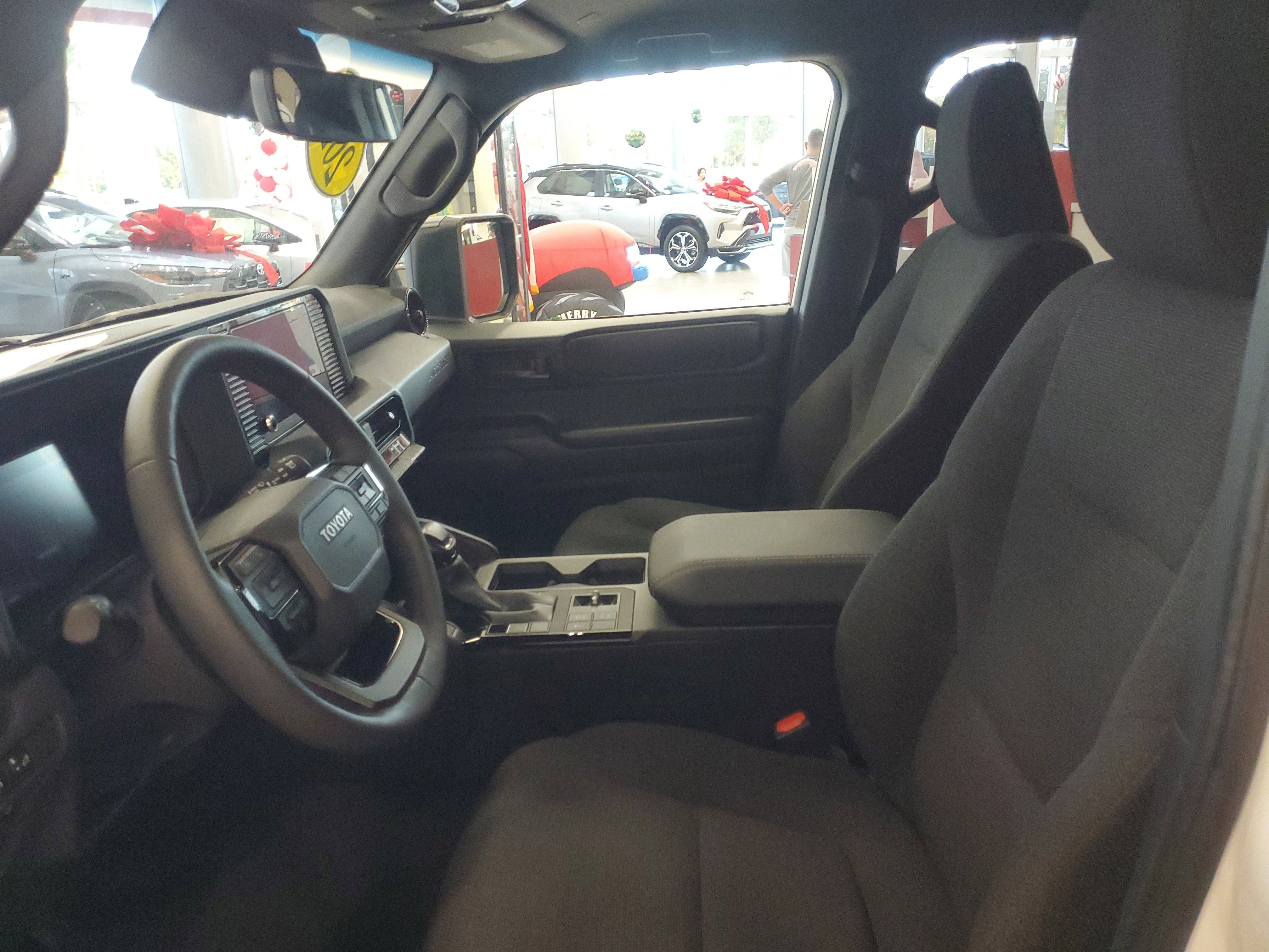 Certified 2025 Toyota Land Cruiser Base image 13