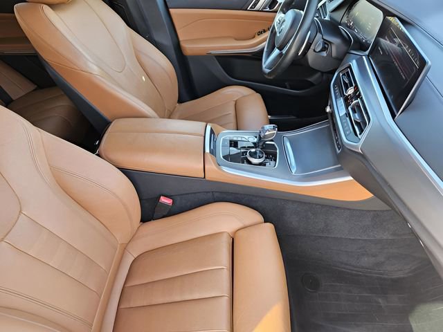 Used 2022 BMW X5 sDrive40i w/ M Sport Package RWD image 16