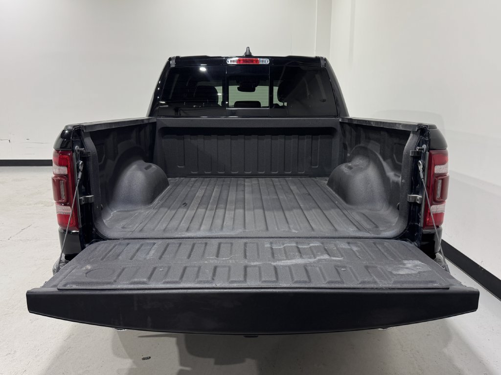 Used 2022 RAM 1500 Limited w/ Body-Colour Bumper Group AWD/4WD image 25