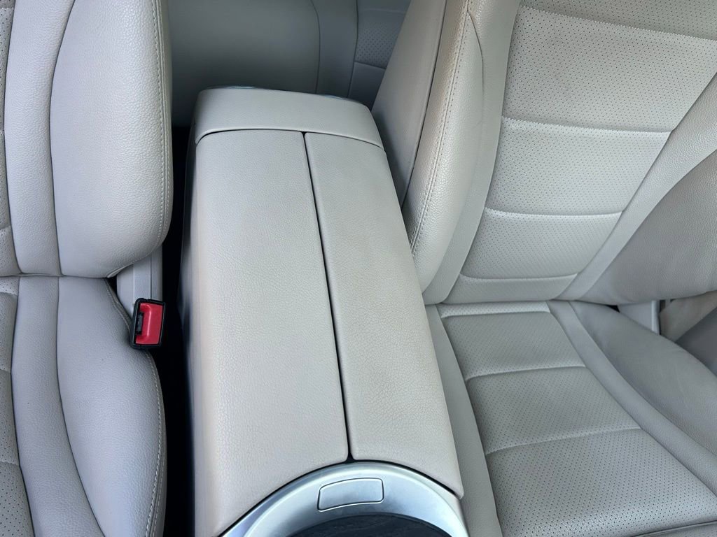 Used 2019 Mercedes-Benz GLC 300 4MATIC image 39