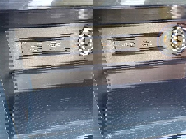 Certified 2023 Volkswagen Tiguan SE image 28