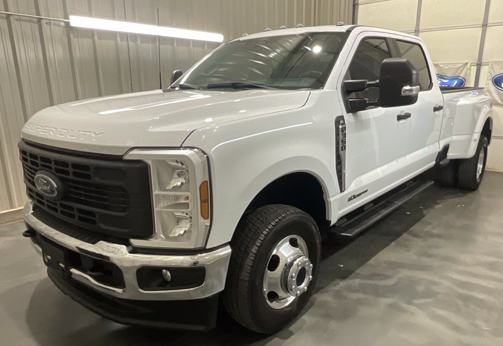Used 2024 Ford F350 XL w/ XL Driver Assist Package AWD/4WD image 3