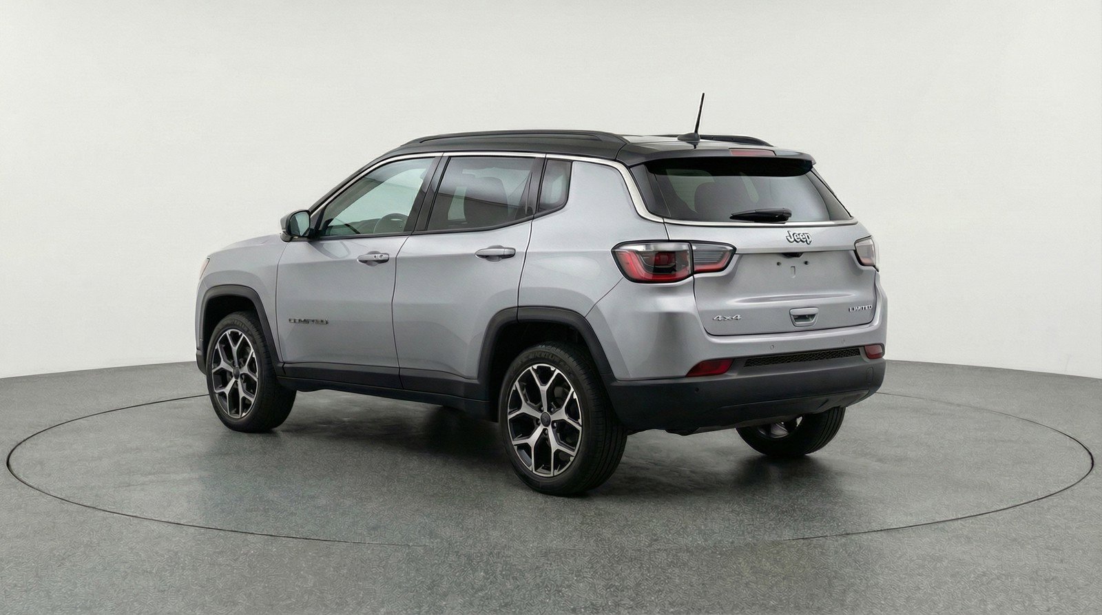 Used 2025 Jeep Compass Limited image 6