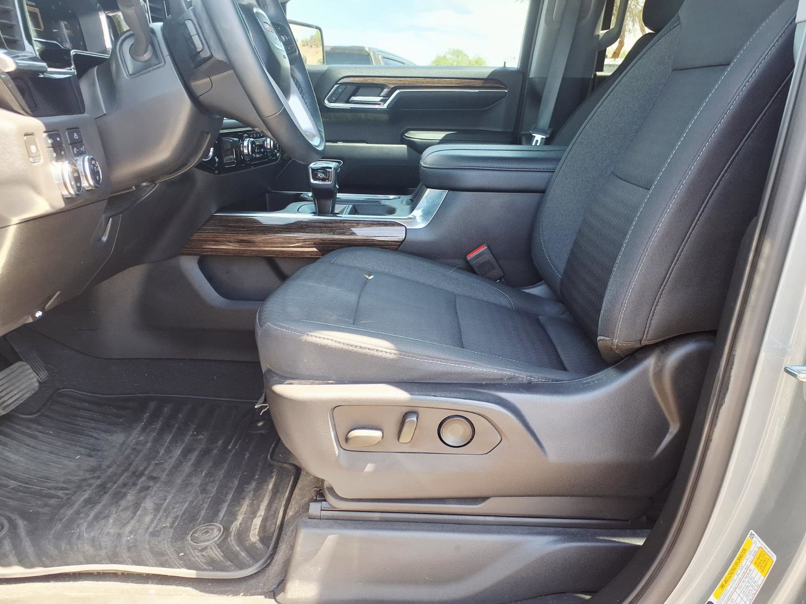 Used 2023 GMC Sierra 1500 Elevation w/ X31 Off-Road Package AWD/4WD image 21