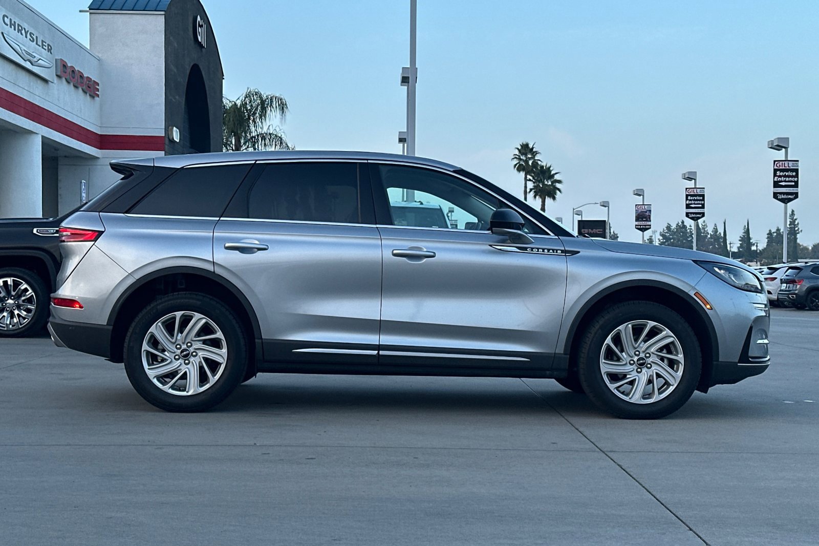 Used 2023 Lincoln Corsair FWD image 7